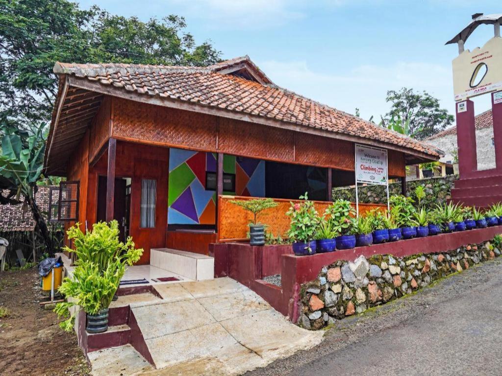 Oyo Homes 90917 Eco Tourism Geopark Padalarang Homestay Syariah Bandung Exterior foto